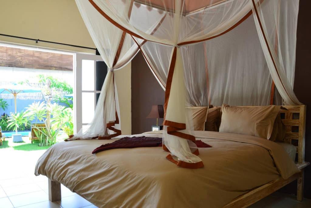 Villa Eden Seminyak Экстерьер фото