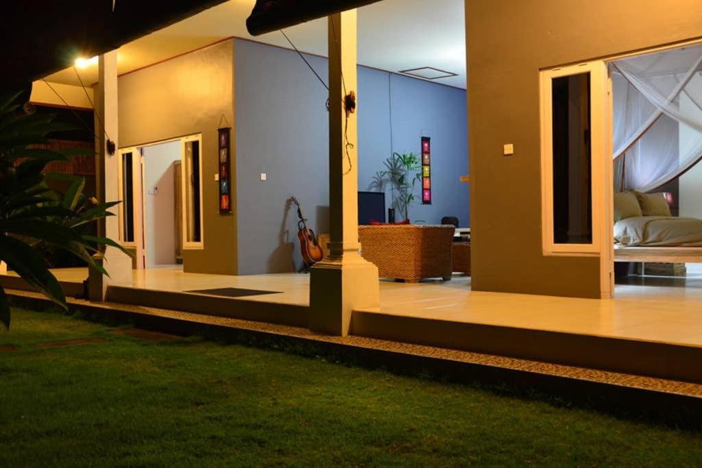 Villa Eden Seminyak Экстерьер фото